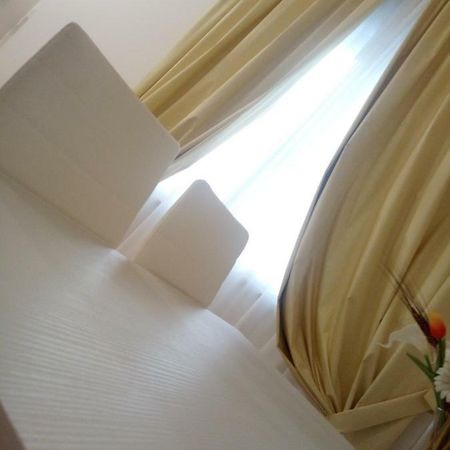 Officina Urban Sleep Bed & Breakfast San Benedetto del Tronto Exterior foto