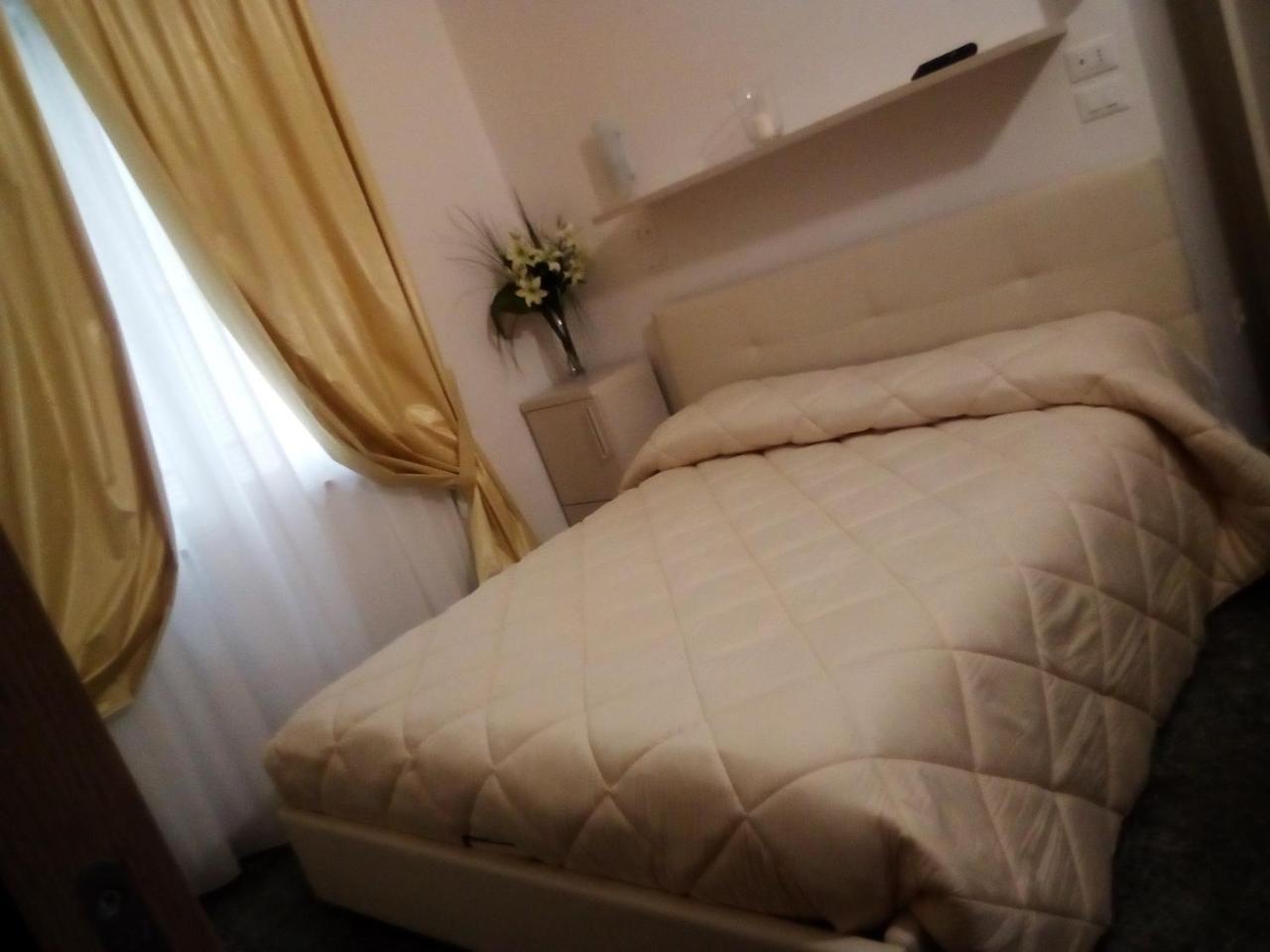 Officina Urban Sleep Bed & Breakfast San Benedetto del Tronto Exterior foto