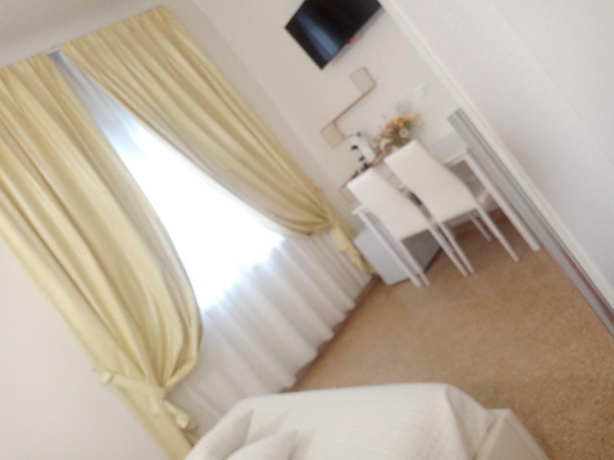 Officina Urban Sleep Bed & Breakfast San Benedetto del Tronto Exterior foto